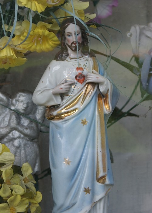 06
